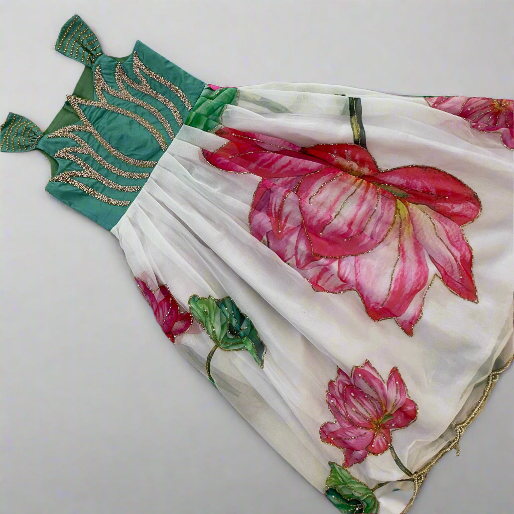 Greeny stripped Lotus