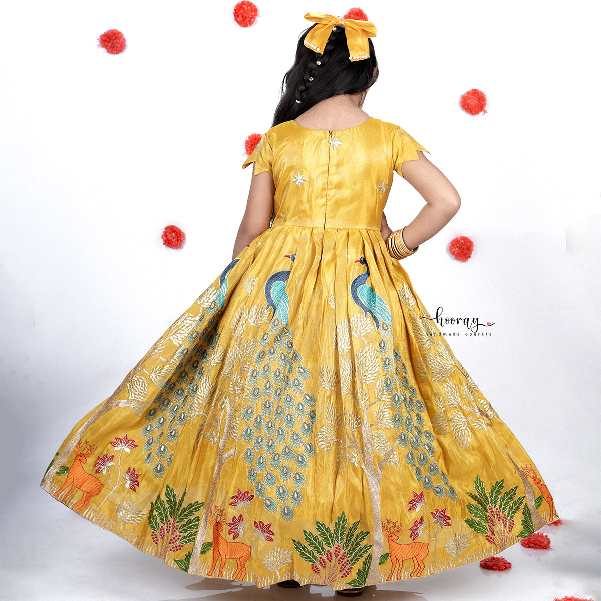 Peacock Charm Yellow