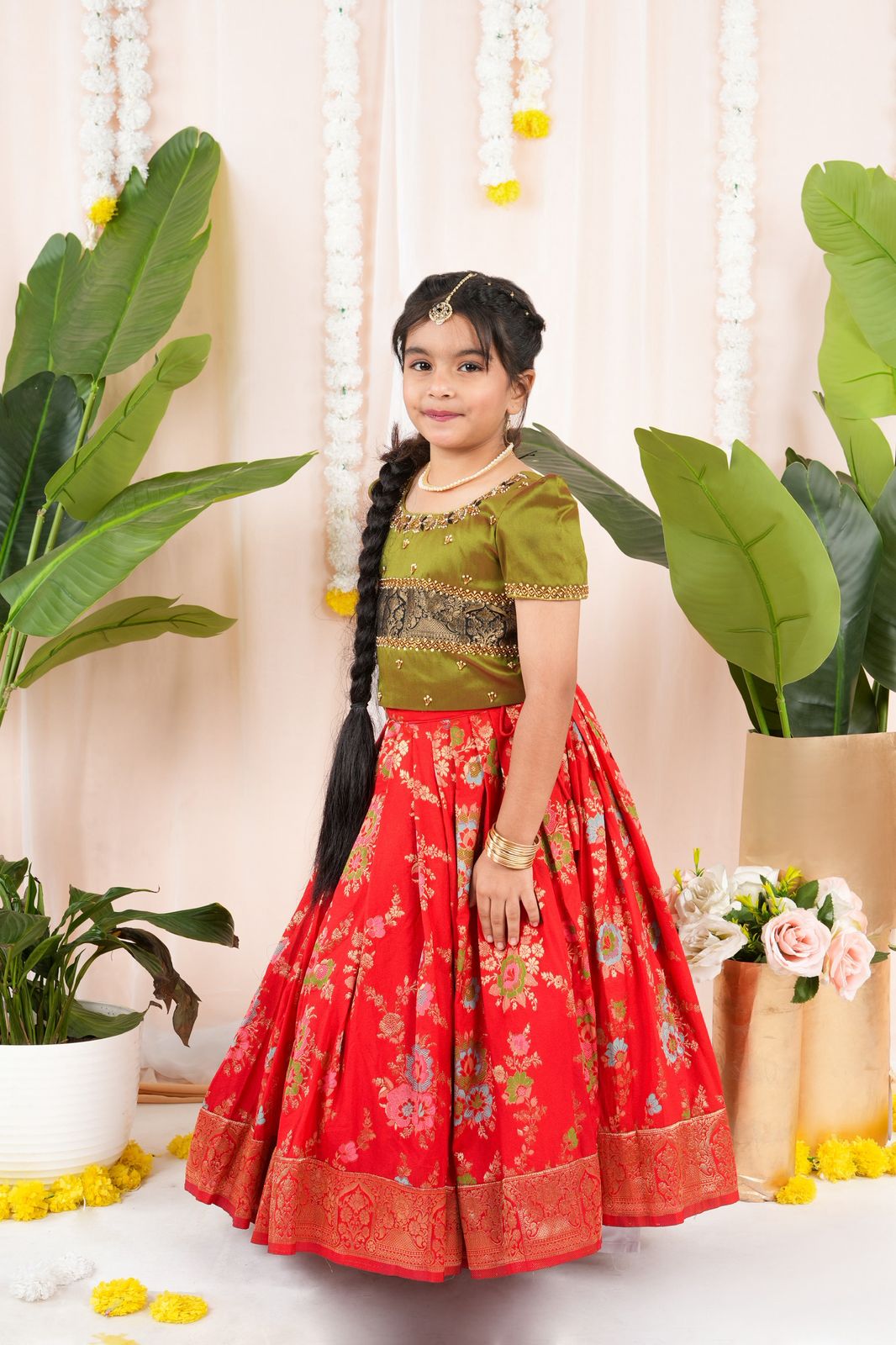 MeenRang - RED
