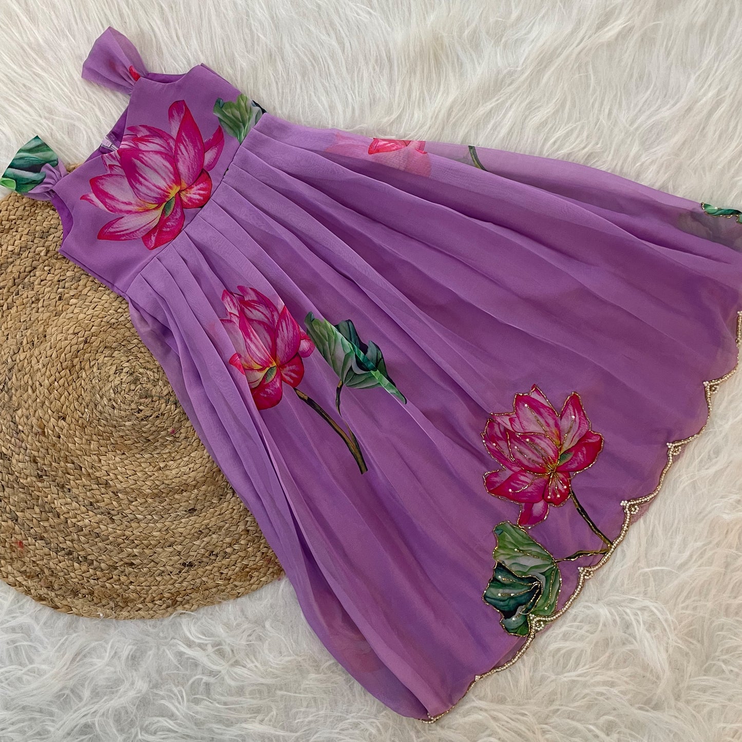 LILAC PETALS