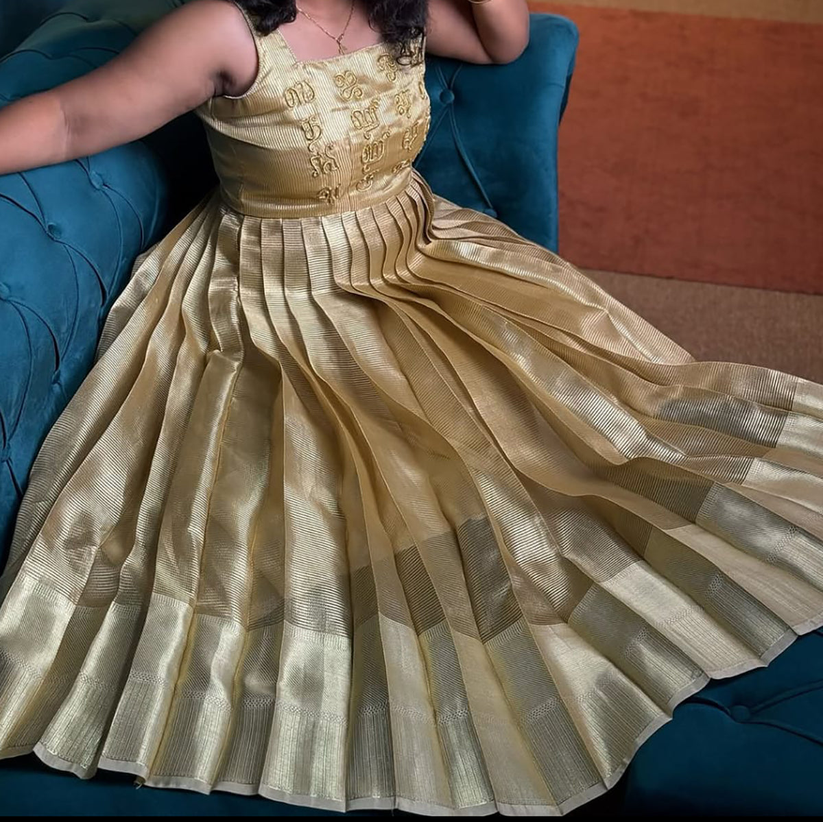 TAMIL SCRIPT DRESS