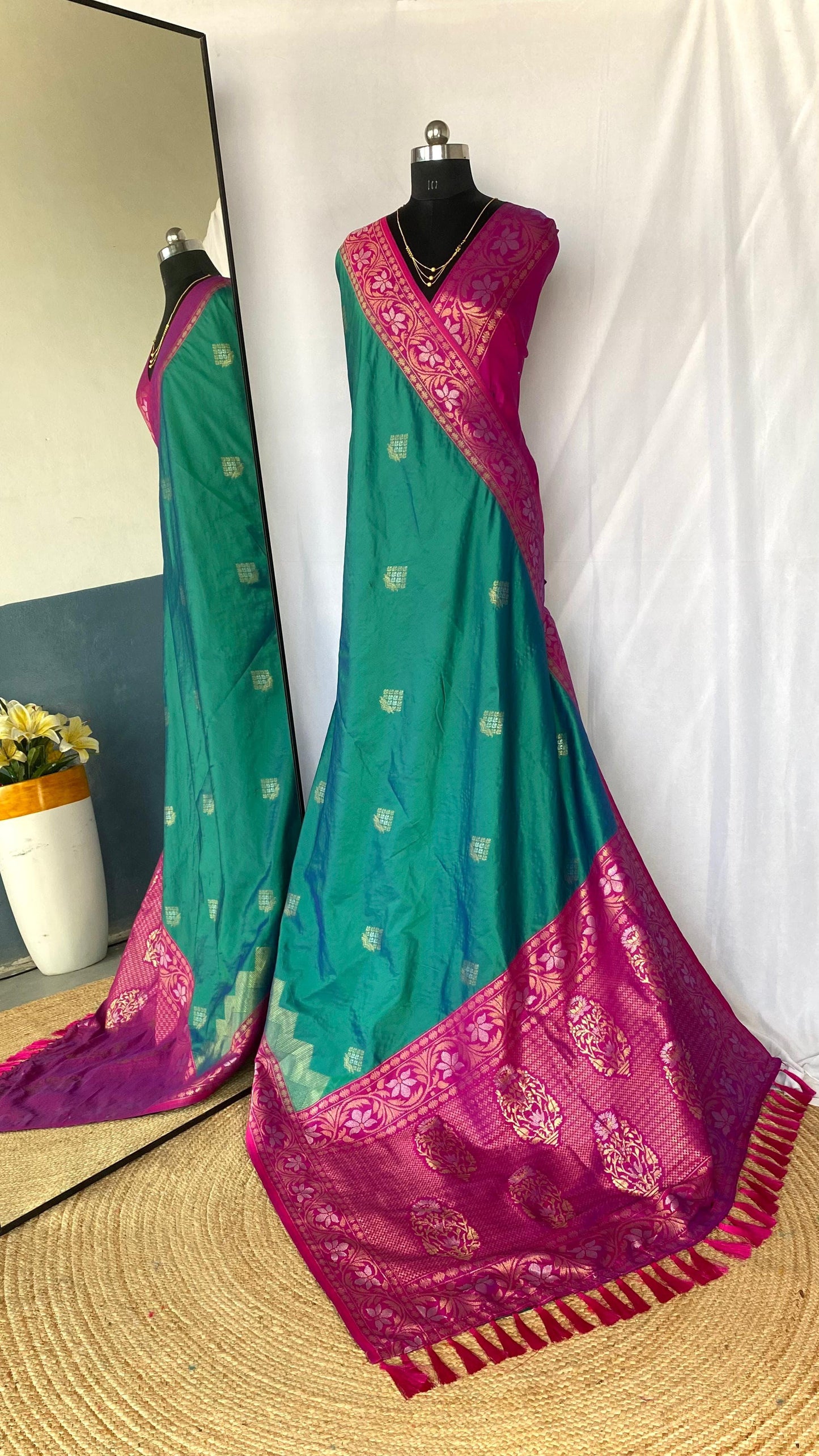 Vidhi Sarees