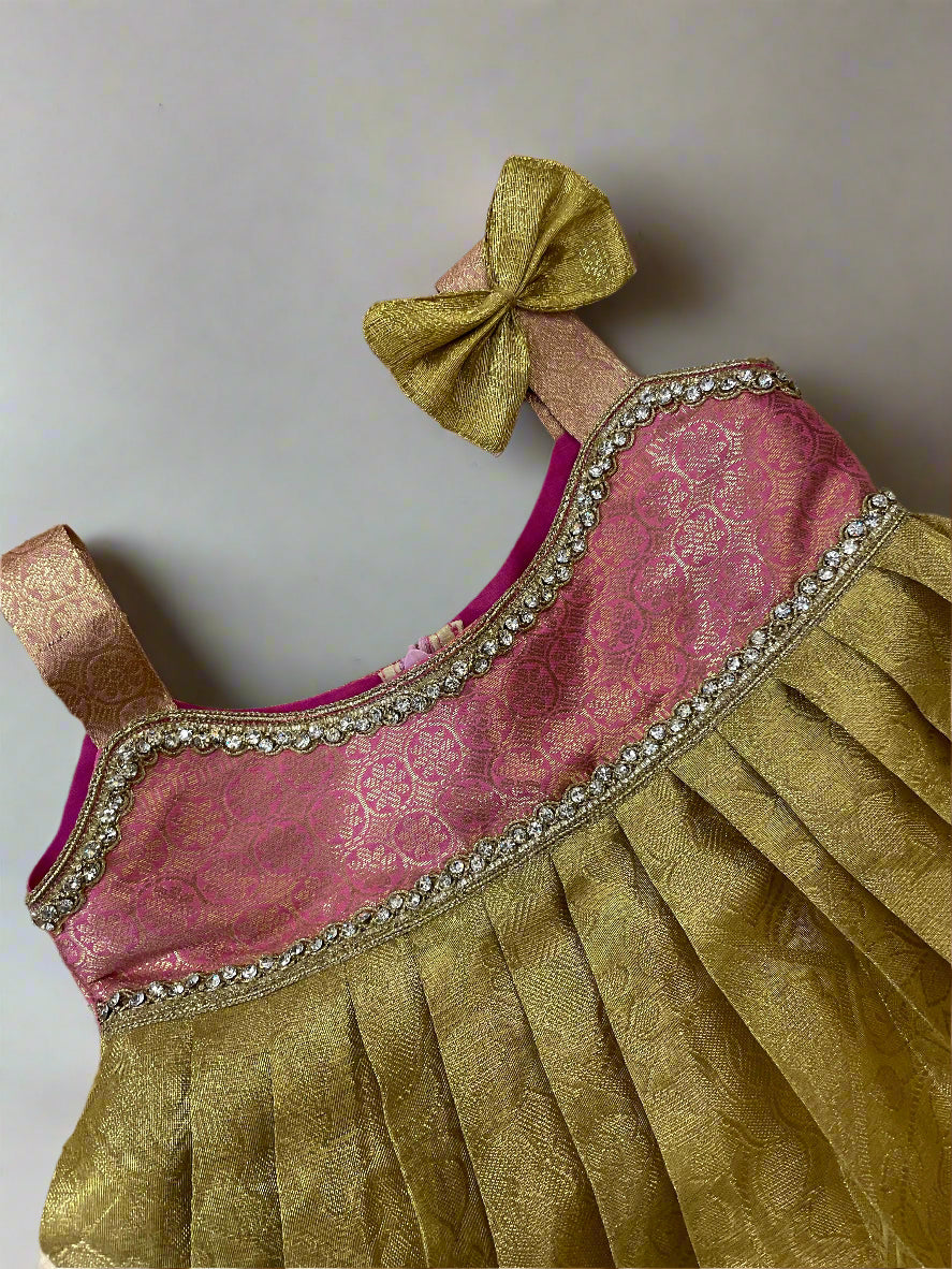 Twirly Pink