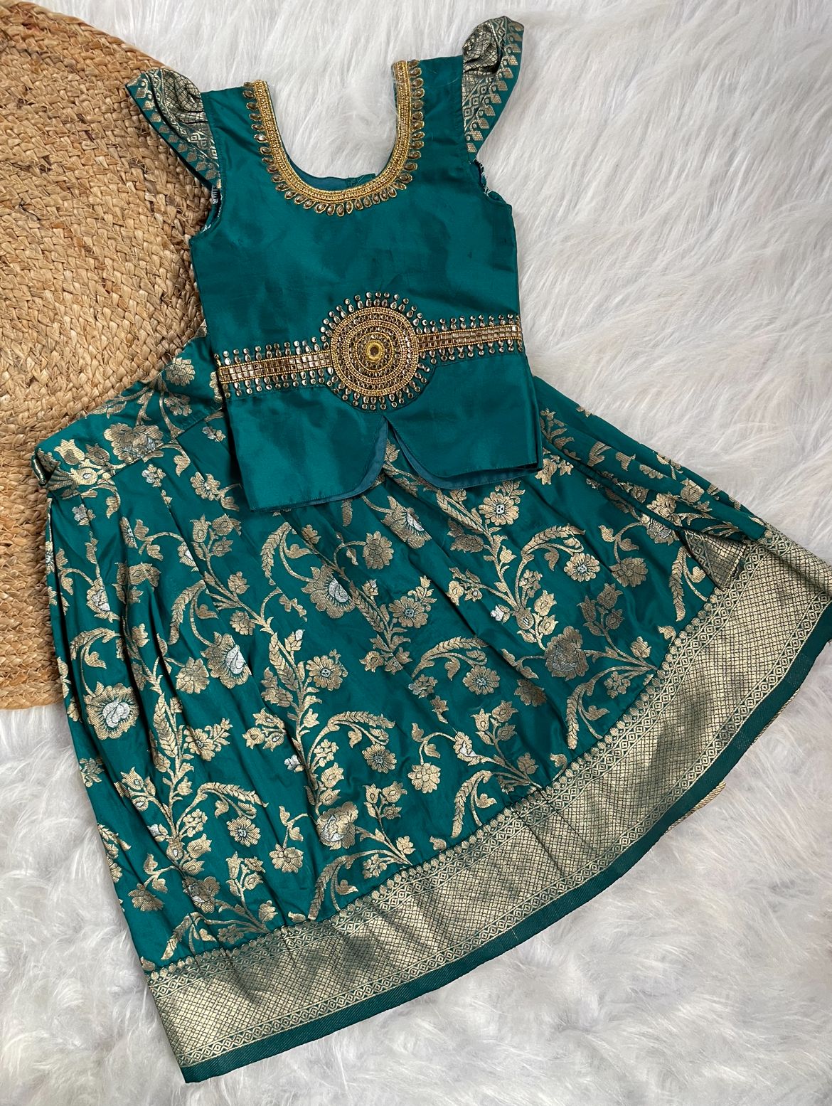OFF - PATTU KILLI