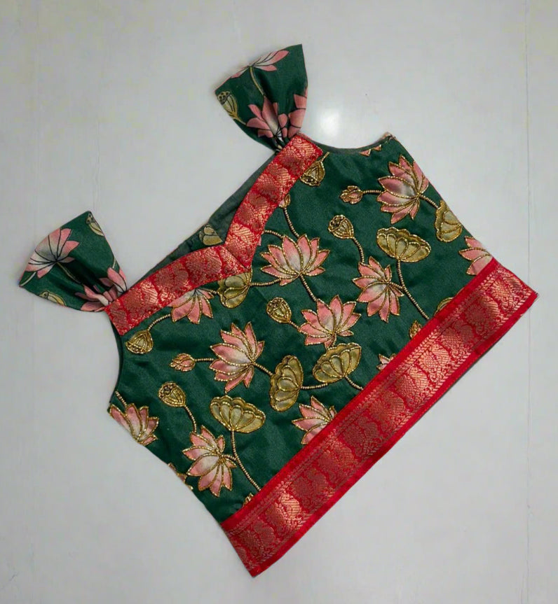 Lotus Meadows Green Langa