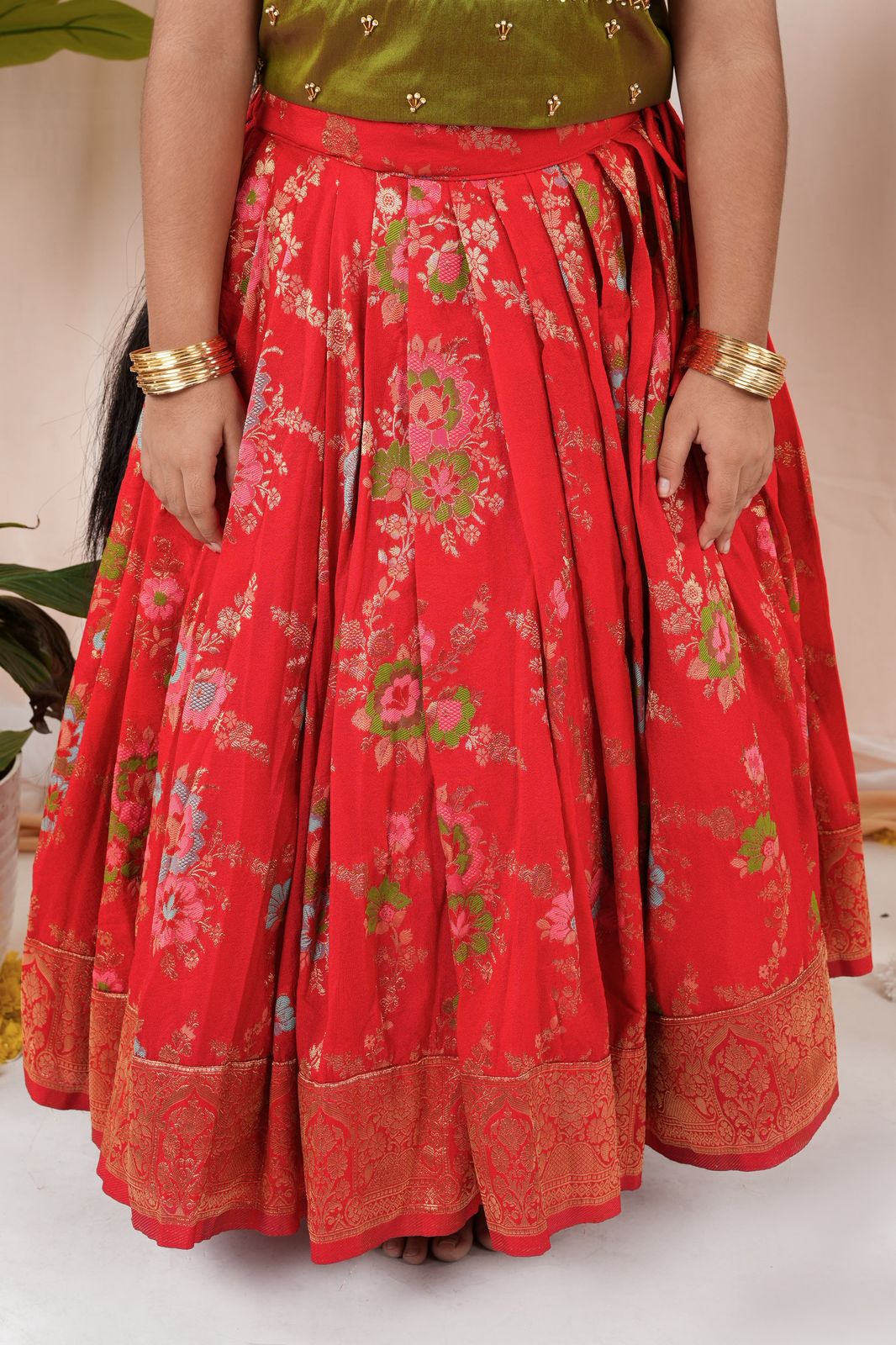 MeenRang - RED