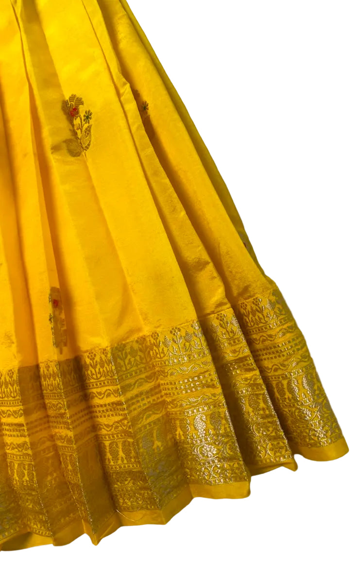 Golden semi yellow