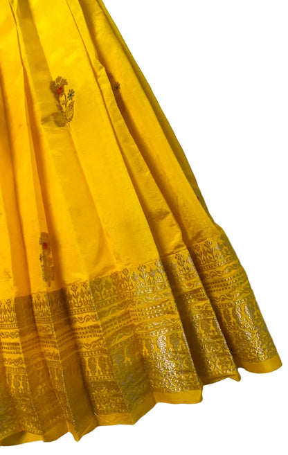 Golden semi yellow