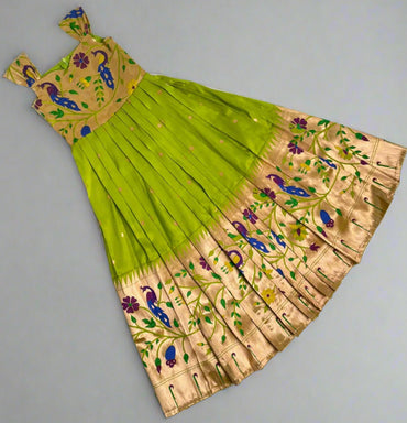 TAARINI -green