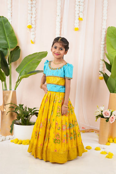 MeenRang - YELLOW