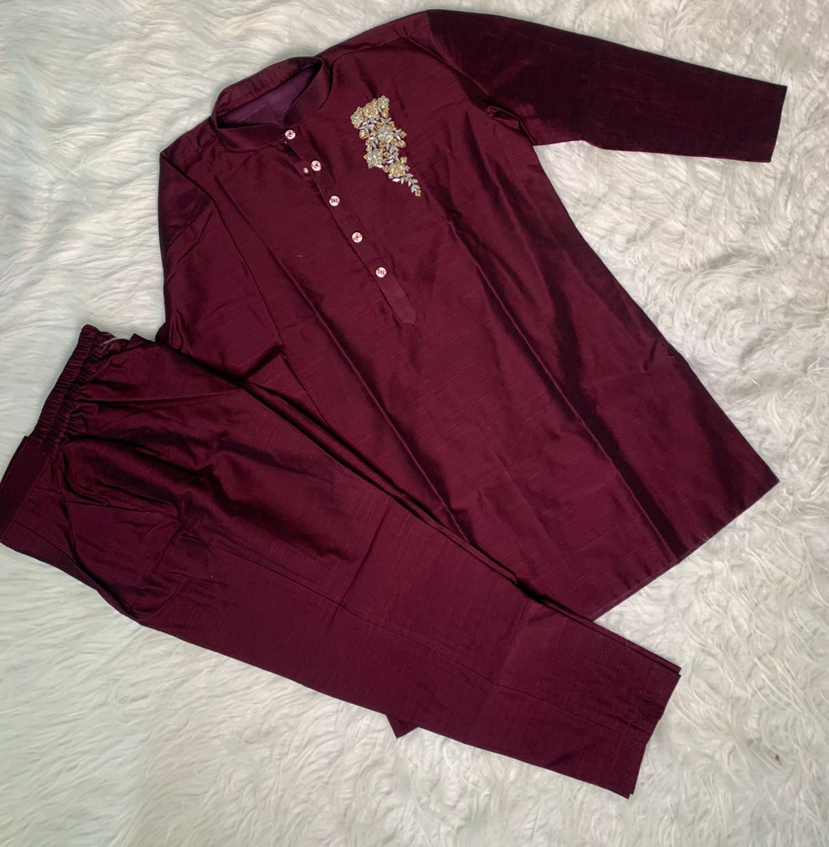 Maroon Majesty