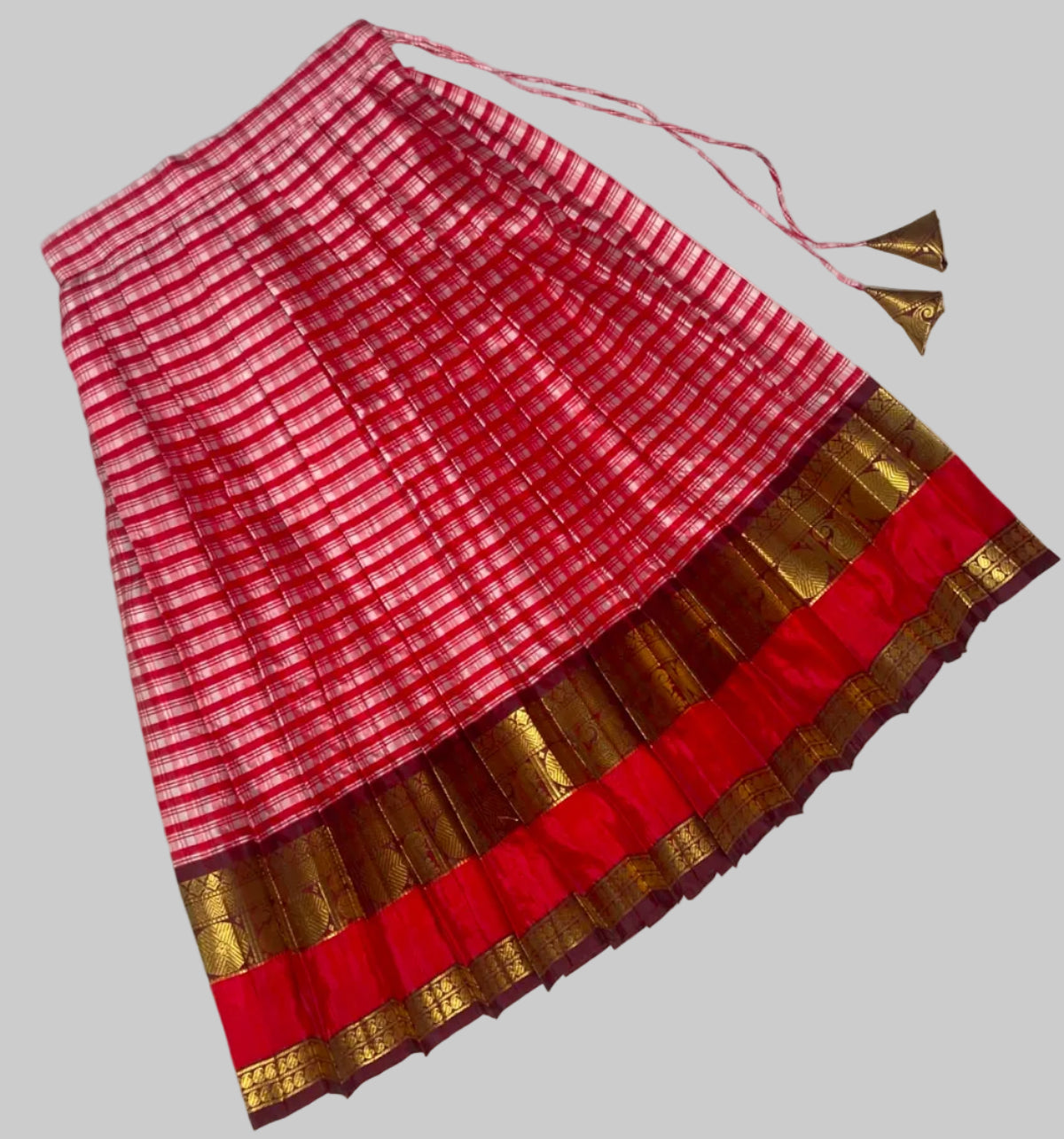 Daisy drape