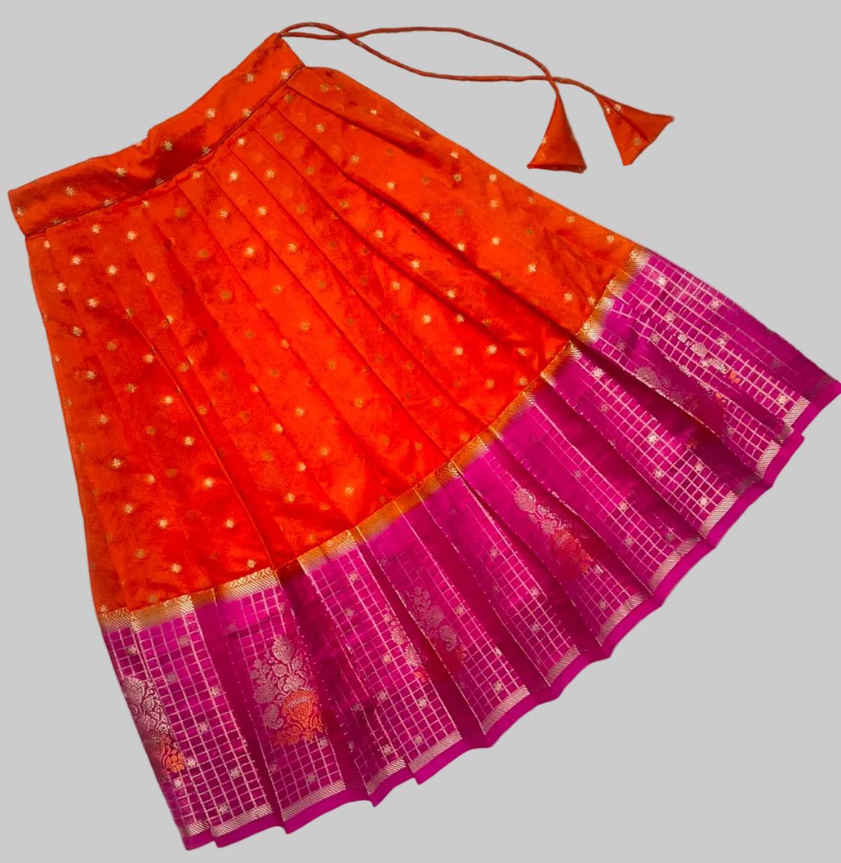 Rivana festive