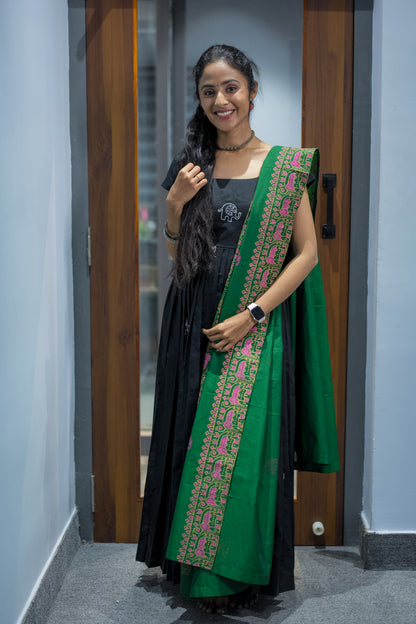 Karumpaavai