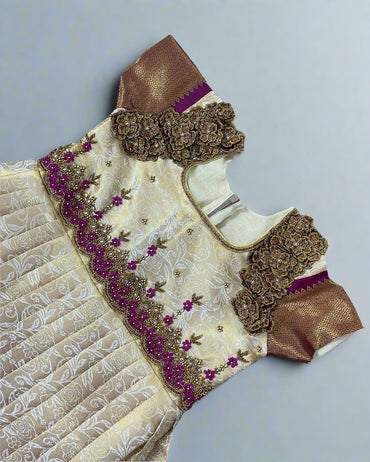 BEIGE DE - GRAND
