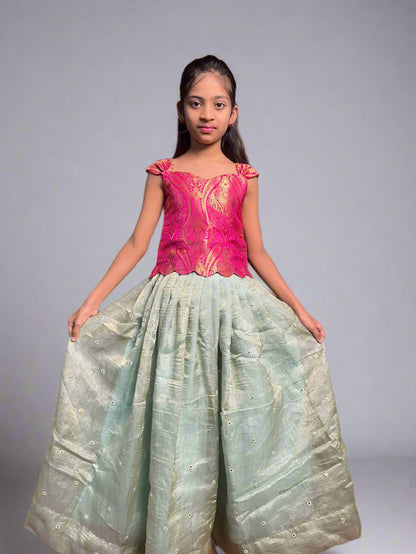 Z175 Glimmer Bloom - Pink/Blue