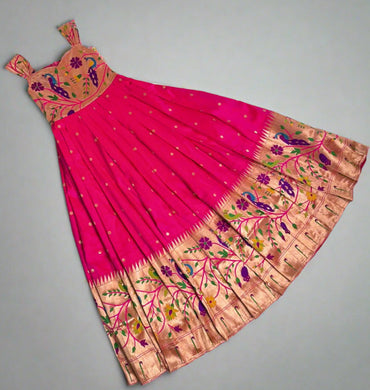 TAARINI - pink