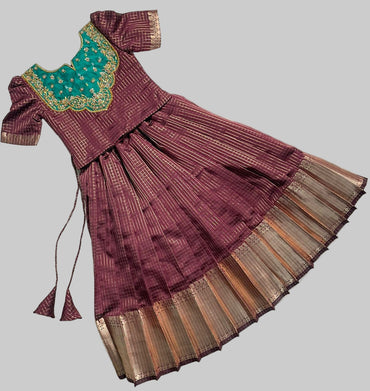 Vaidehi checks - Peacock Grace