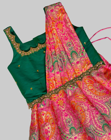 rose banarasi