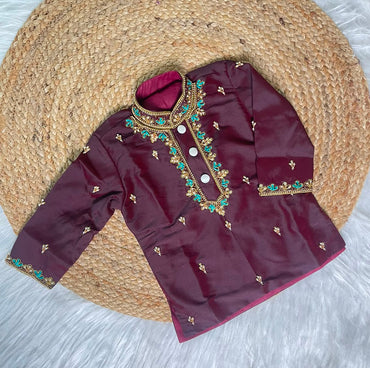 Maroon charm